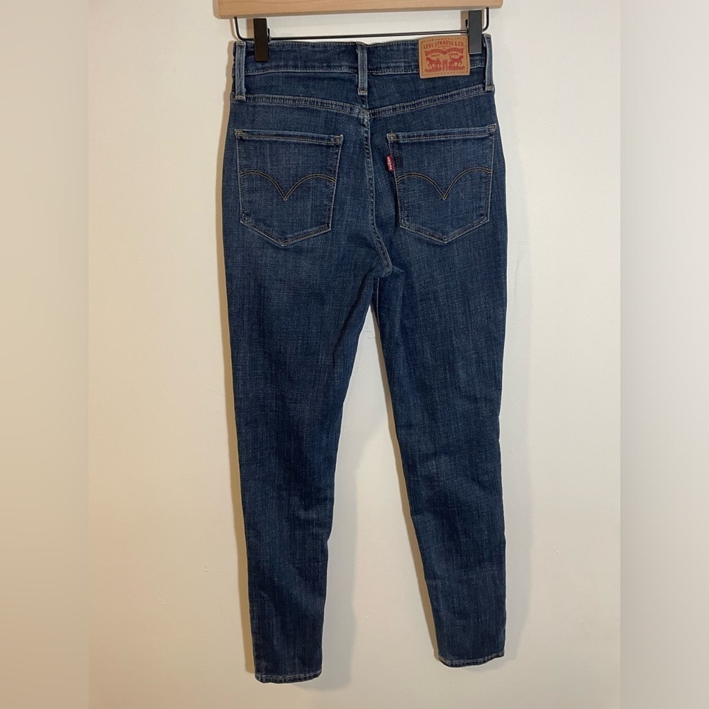 Levi’s 721 High Rise Skinny Medium Wash Denim Jeans Size 27 Like New Condition - Picture 6 of 11
